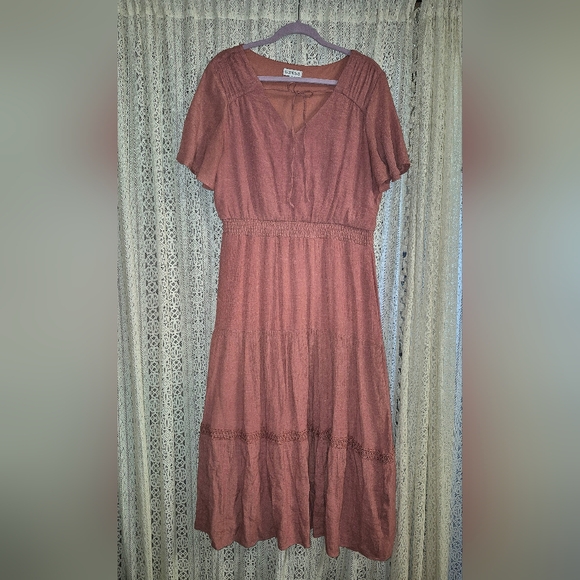 Luxology Dresses & Skirts - Luxology Terracotta Midi Dress